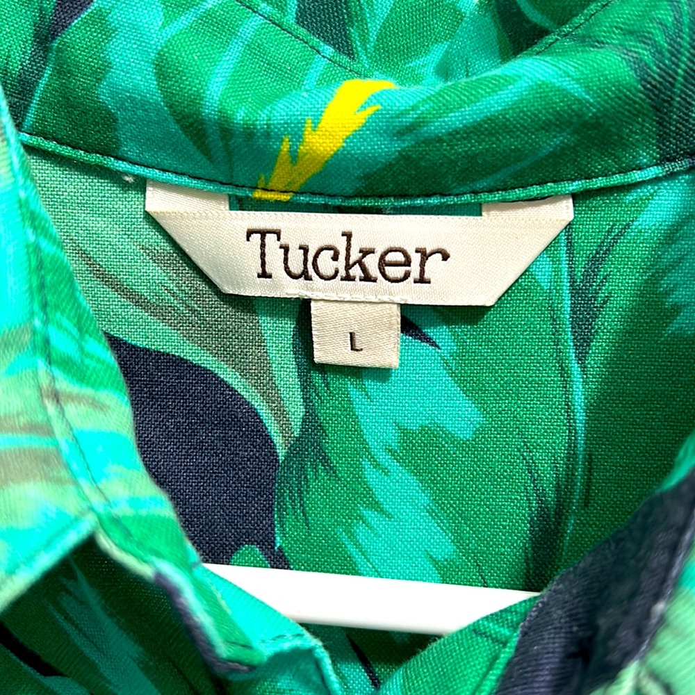 Tucker Palm Leaf Button Down Shirtdress Waist Belt ATie Size Large - Picture 3 of 5